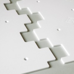 gabarit pour le perçage de bandes d’éveil à la vigilance BEV - plots podotactile 25mm. NFP98-351 | © marcal